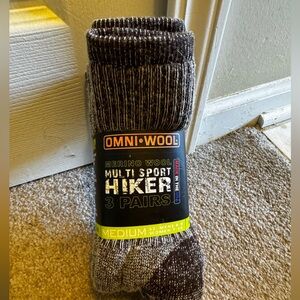 Omni Wool Merino Wool Hiker Socks - Black and Gray